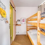 De Front De Apartament